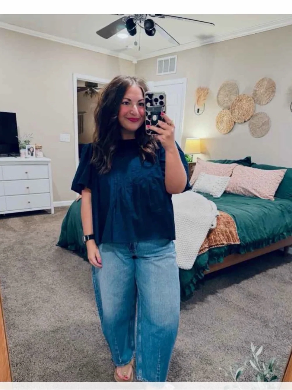 Women’s High Rise Easy Barrel Ankle Jeans - Picture 5 of 6